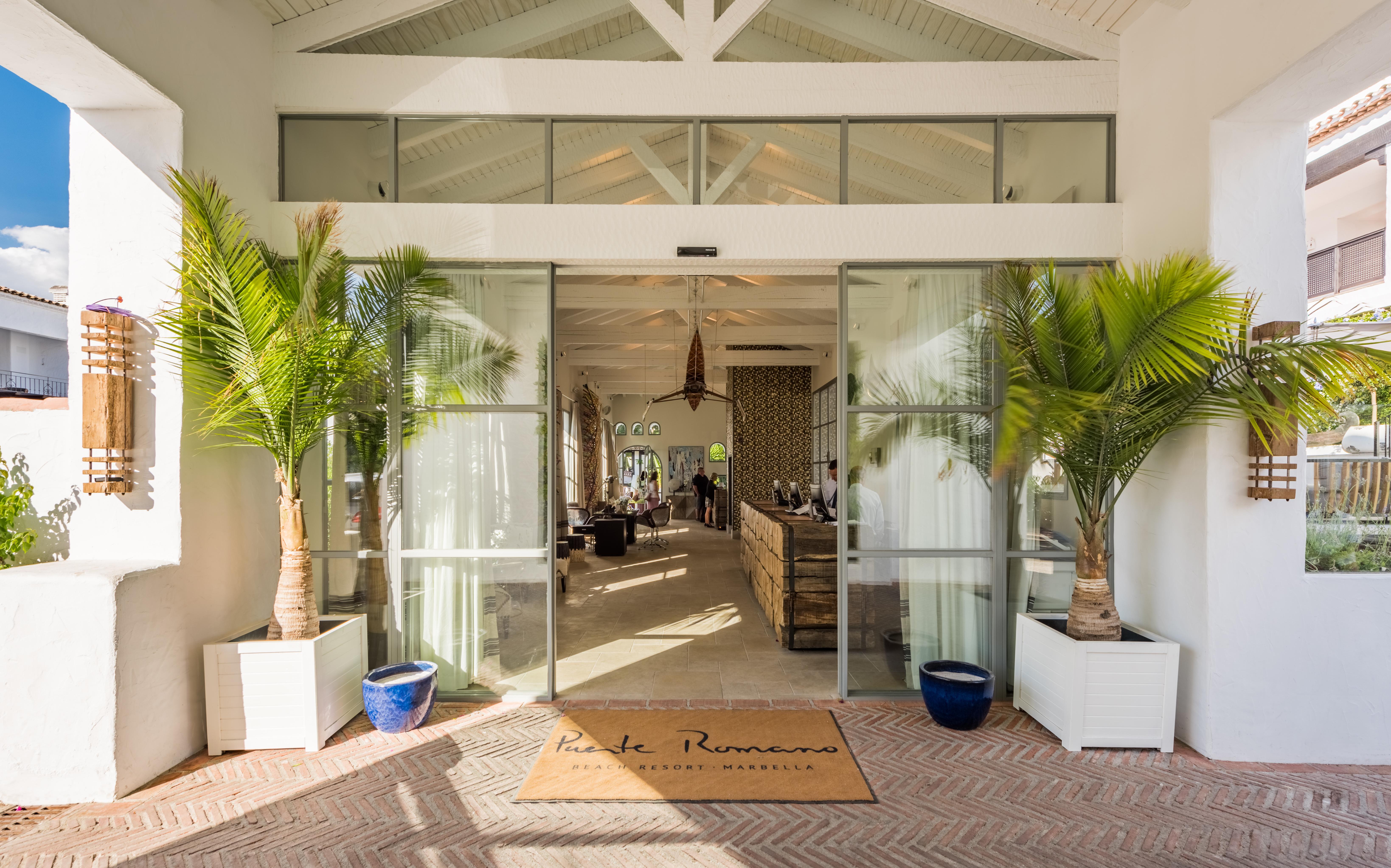 Puente Romano Beach Resort 马尔韦利亚 外观 照片